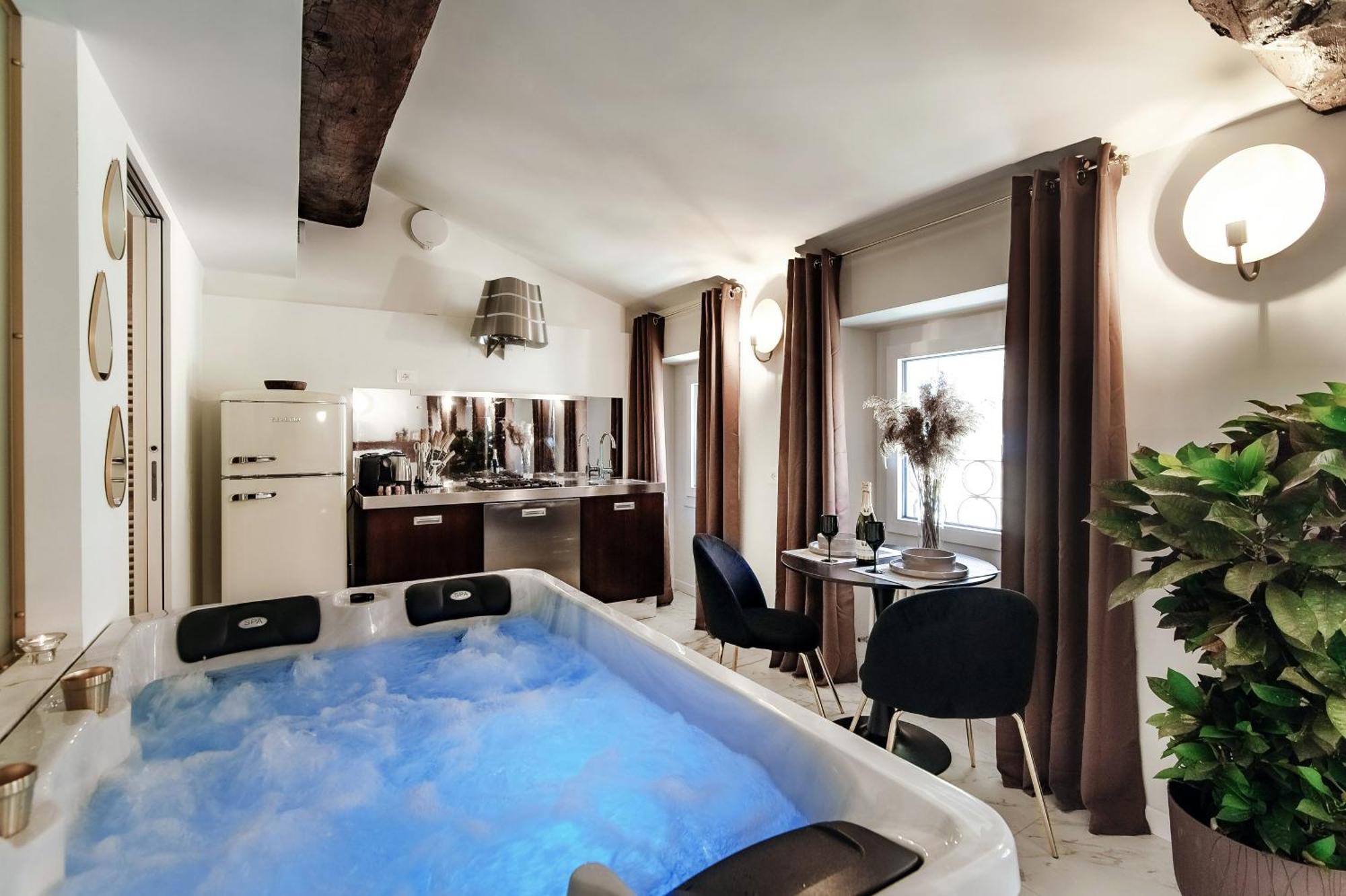 Sahara & Amazzonia Luxury Rooms- The House Of Travelers Como Bagian luar foto