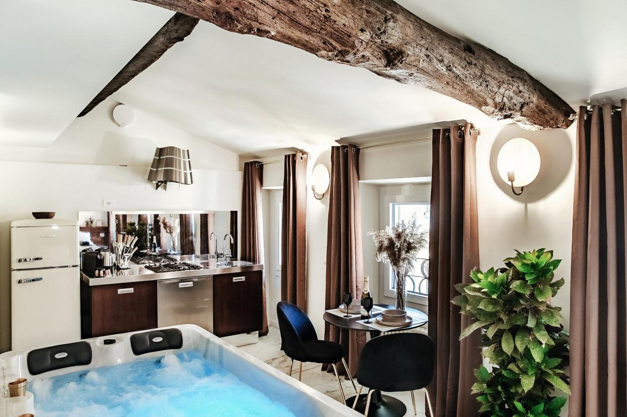 Sahara & Amazzonia Luxury Rooms- The House Of Travelers Como Bagian luar foto