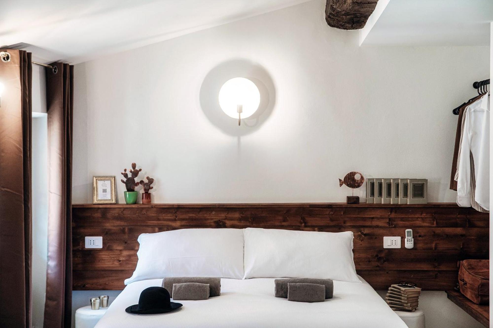 Sahara & Amazzonia Luxury Rooms- The House Of Travelers Como Bagian luar foto
